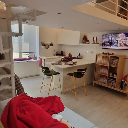 Apartment Hestya Domus Rome