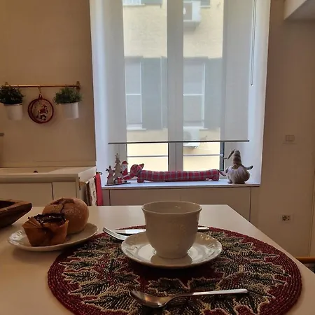 Apartment Hestya Domus Rome